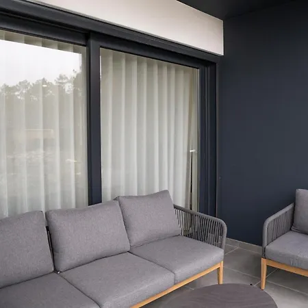 Ocean View 2 Room Apartment *