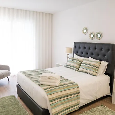 דירה Ocean View 2 Room Apartment נאזרה